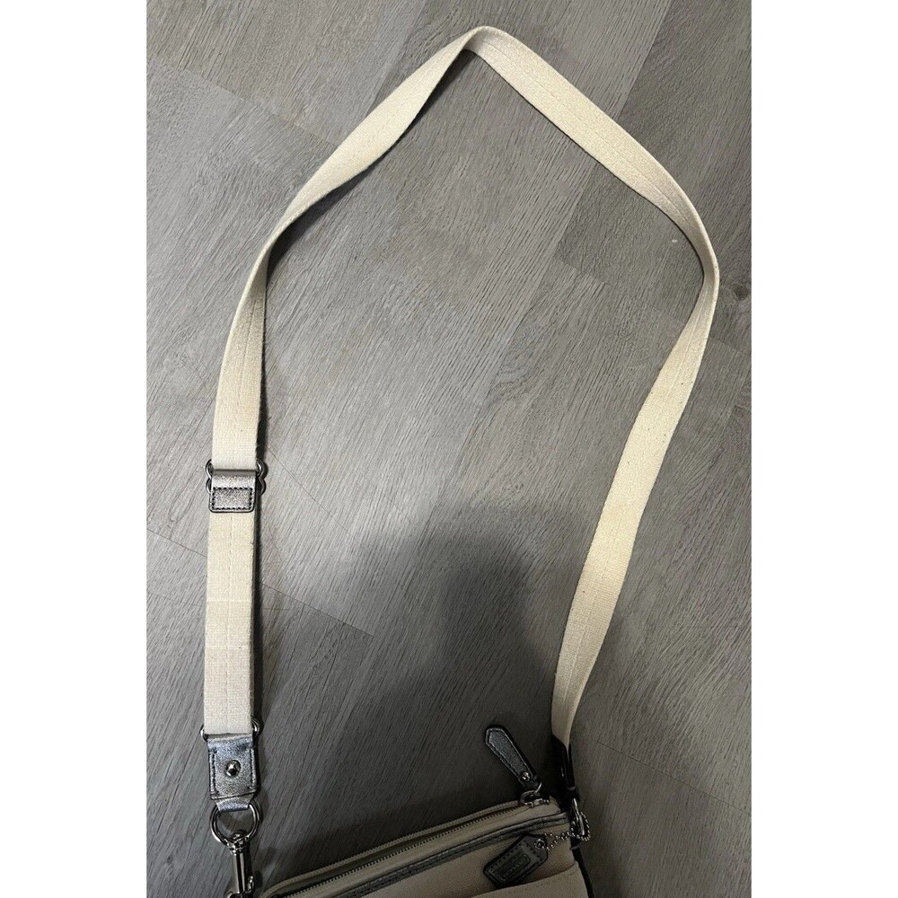 Coach Starfish Canvas Crossbody Limited Edition - Picture 8 of 9